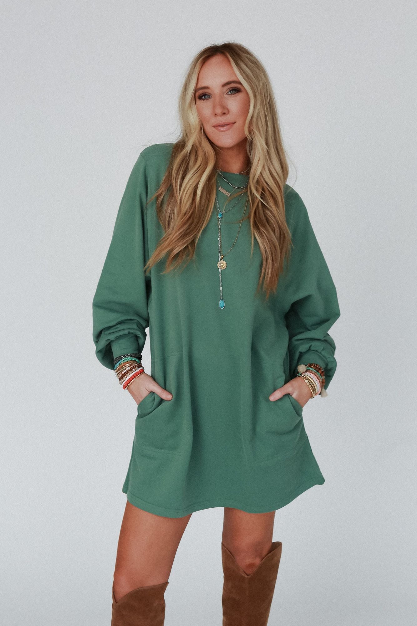Walk In Love Pocketed Crew Neck Tunic - Green